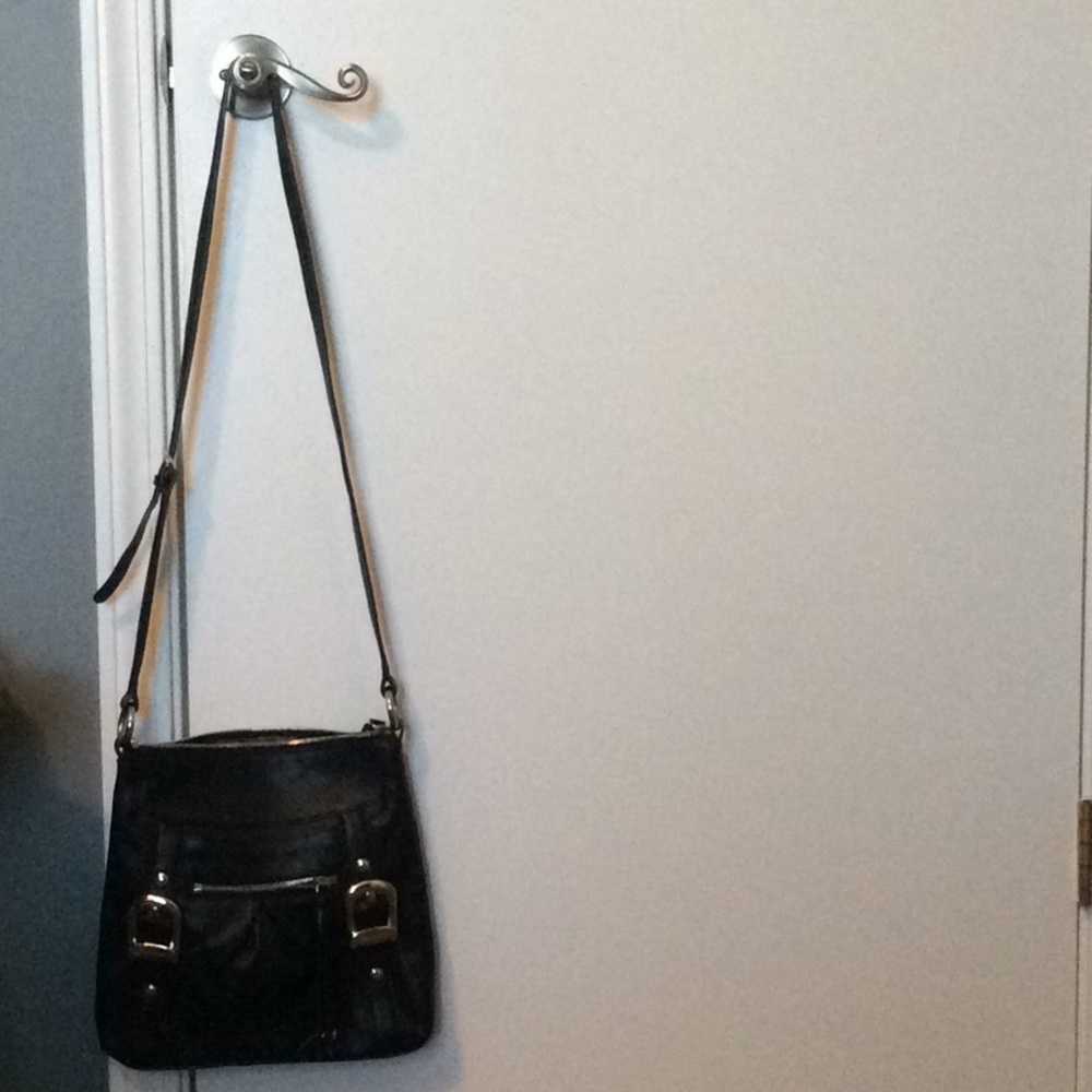 ✅. Beautiful Crossbody with single strap. EUC
